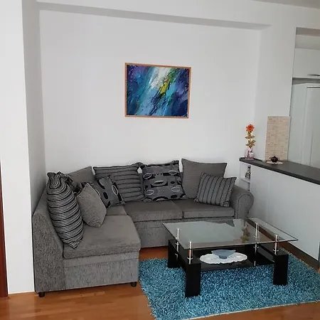 Apartment Viola *